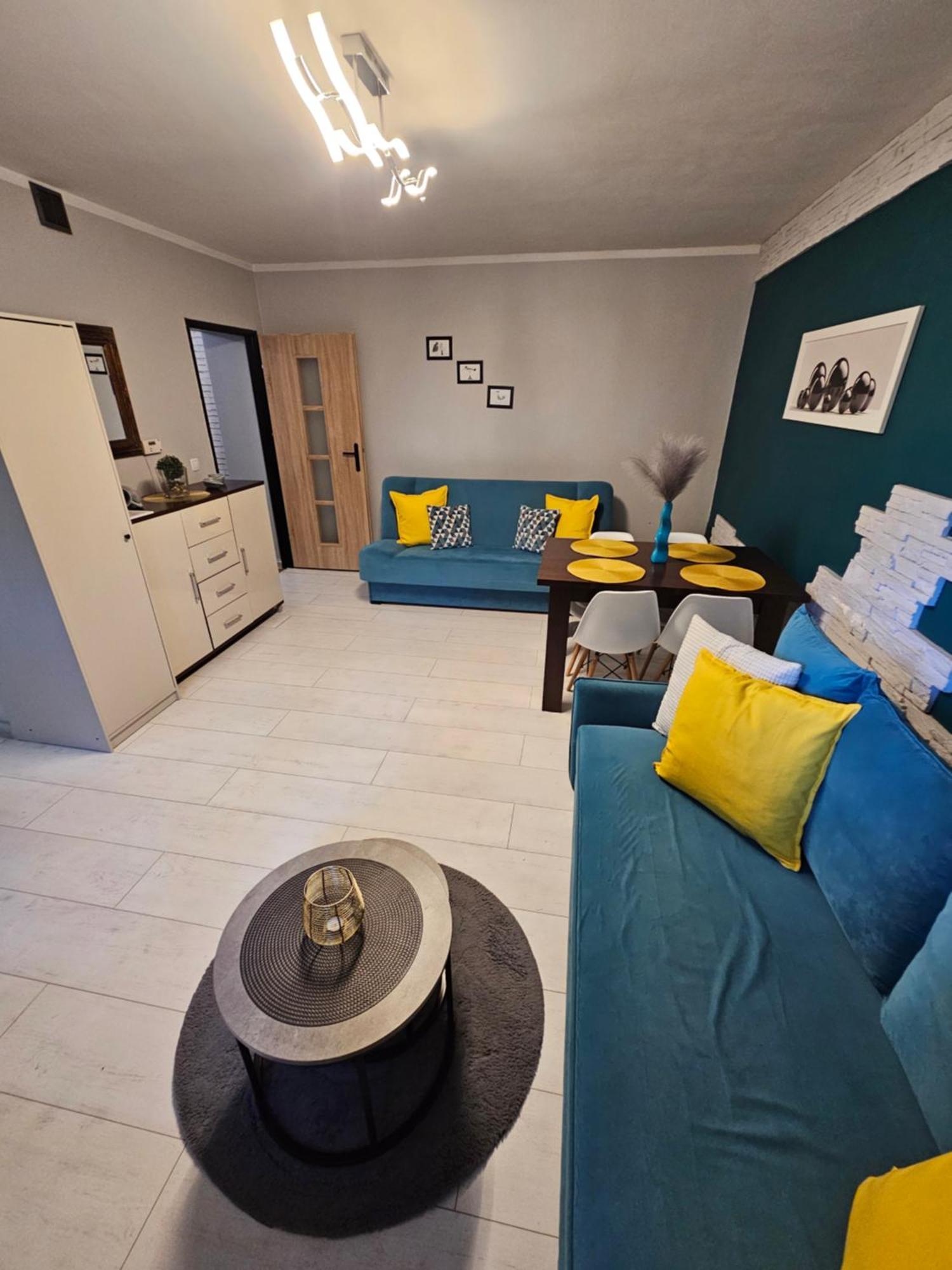 Quiet Basement Apartment 波兹南 外观 照片